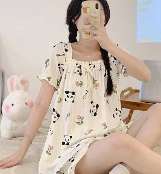 ست بلوز شورتک پایین گیپور وارداتی