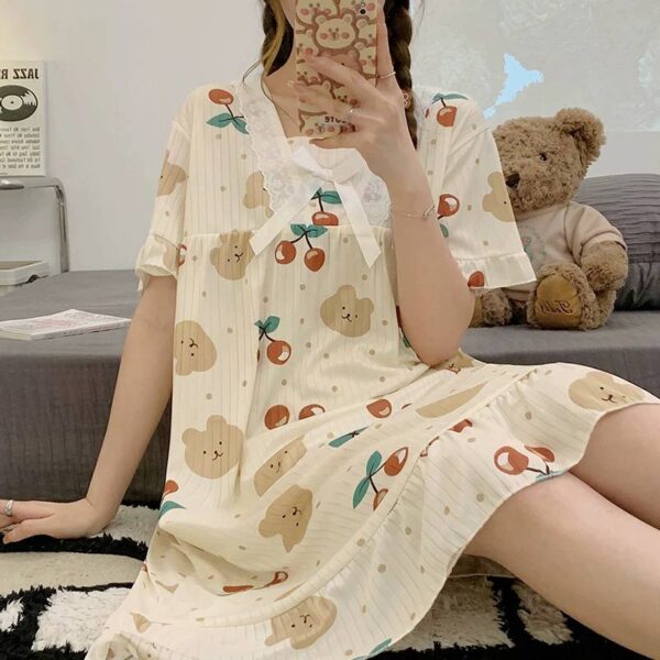 تونیک آلبالو